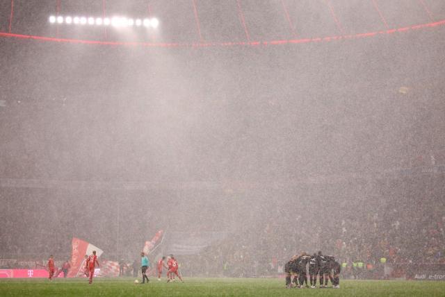 龙珠直播-雪中碾压局树立新标杆，“这样踢谁也追不上拜仁”！